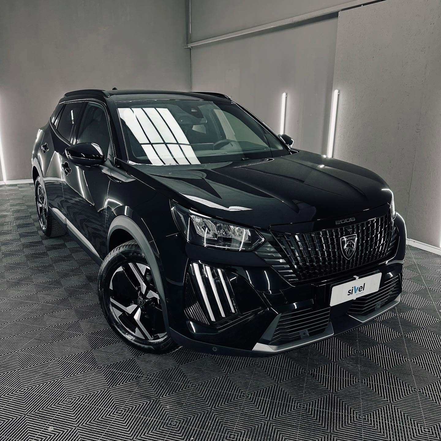 Acquista online Peugeot 2008