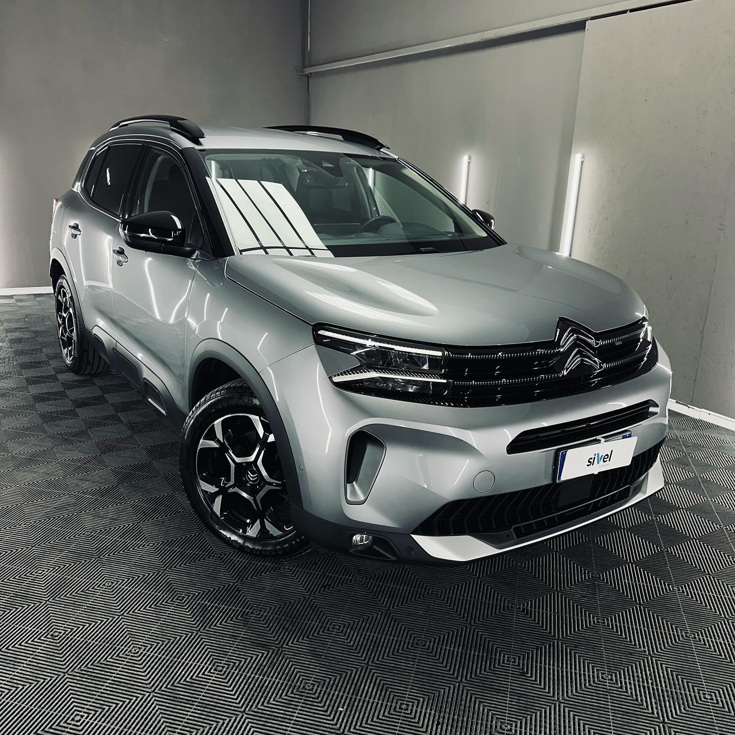 Acquista online Citroen C5 Aircross