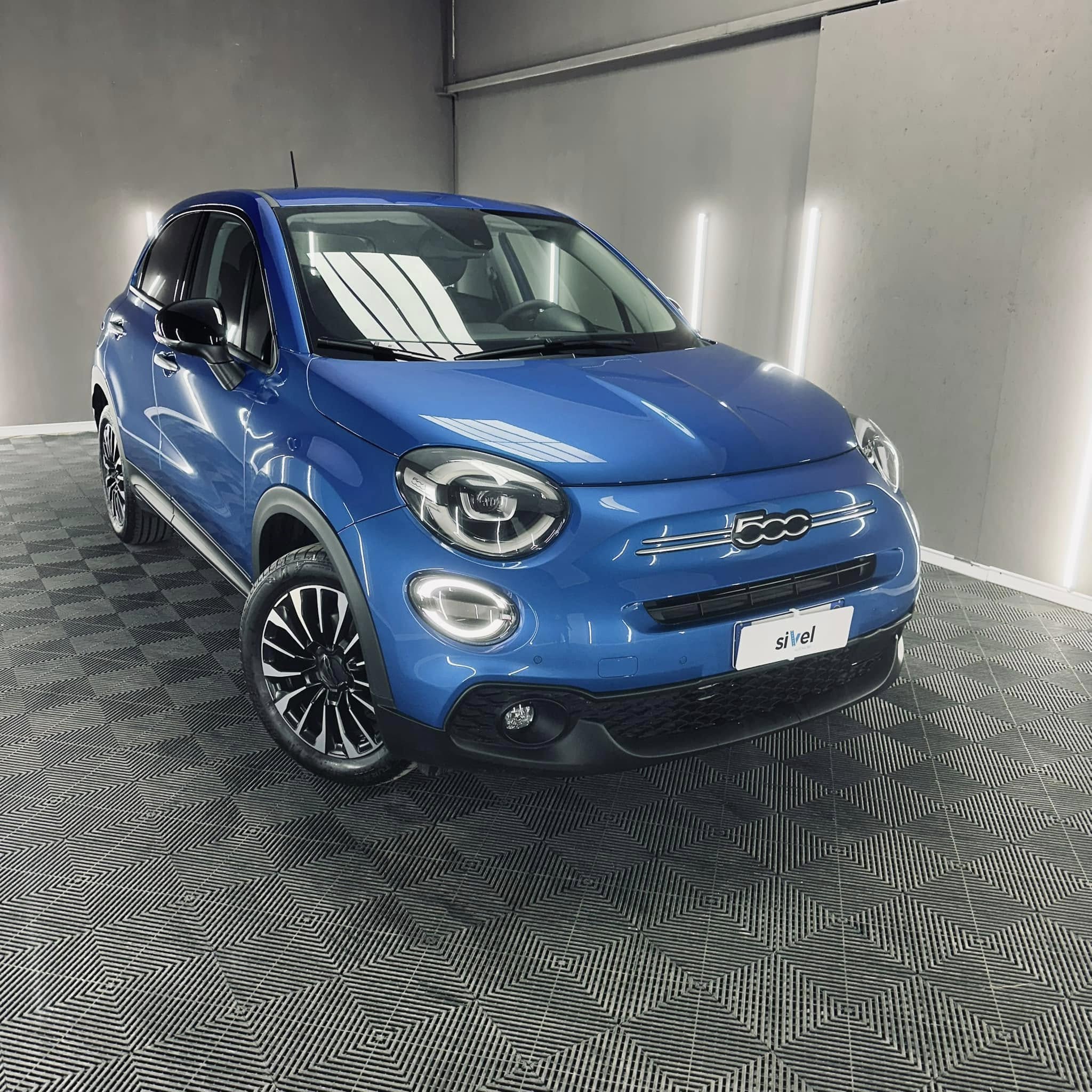 Acquista online Fiat 500 X